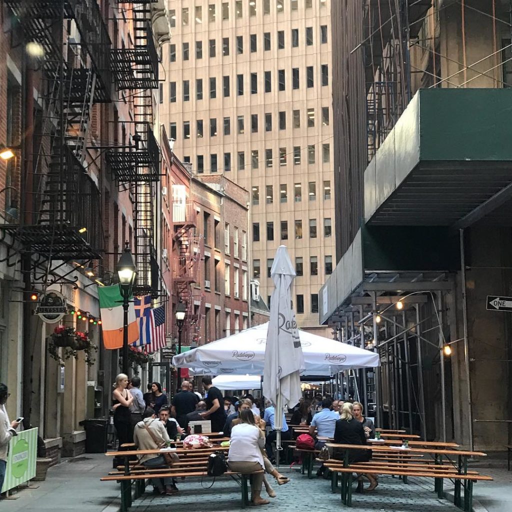 Stone Street dining, NYC